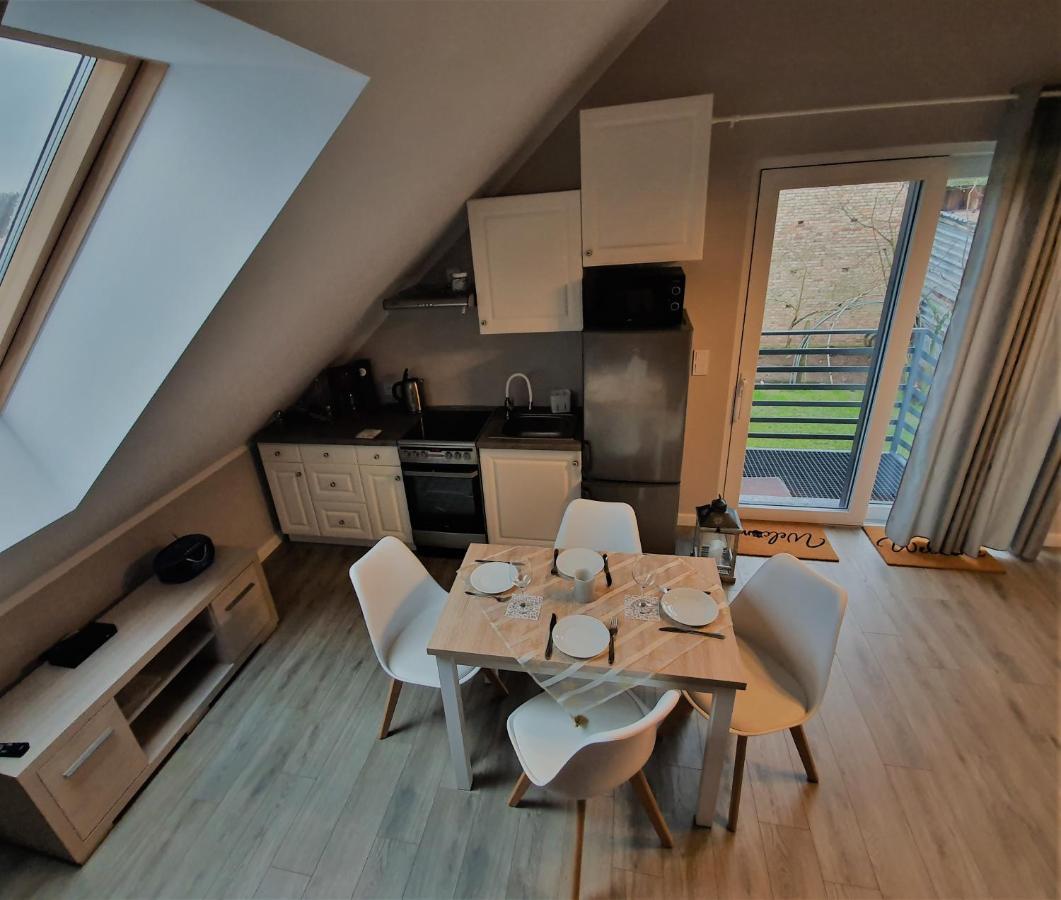 Apartament Nad Jeziorem Welle Kolczewo Exterior photo